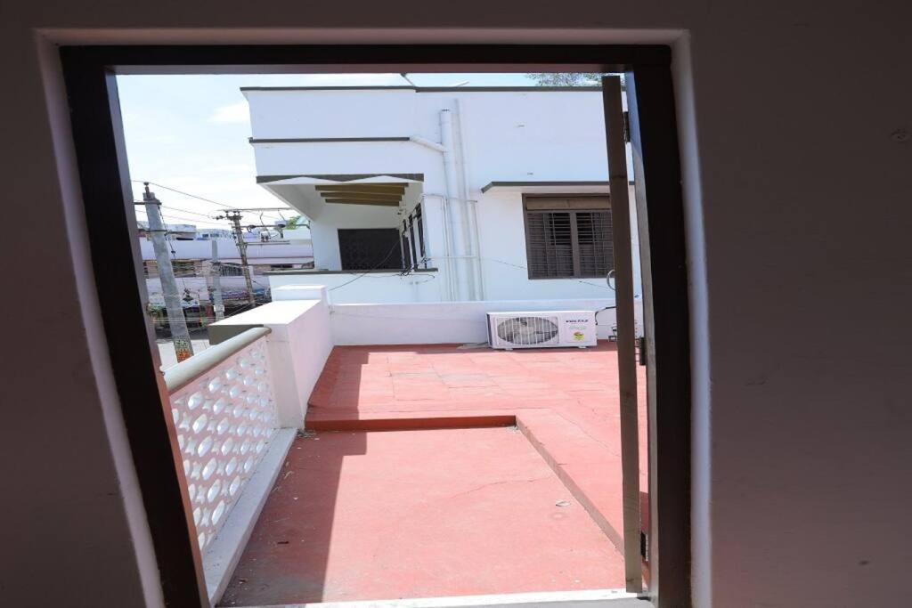 Heritage Home With 3 Bed/3 Bath With Kitchen In A Residential Neighborhood. Madurai Extérieur photo