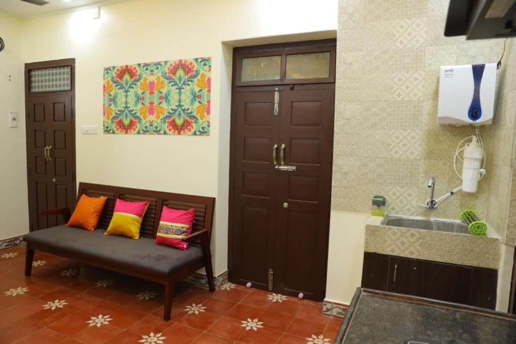Heritage Home With 3 Bed/3 Bath With Kitchen In A Residential Neighborhood. Madurai Extérieur photo