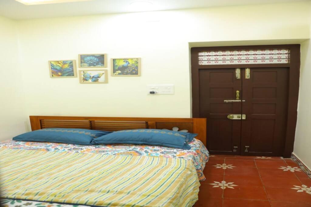 Heritage Home With 3 Bed/3 Bath With Kitchen In A Residential Neighborhood. Madurai Extérieur photo