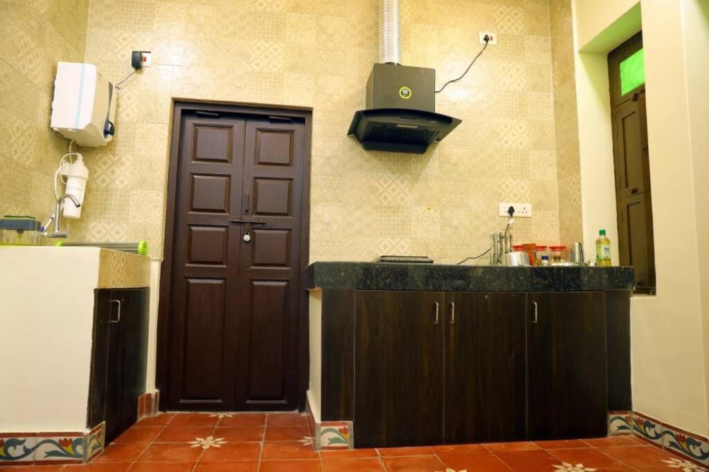 Heritage Home With 3 Bed/3 Bath With Kitchen In A Residential Neighborhood. Madurai Extérieur photo